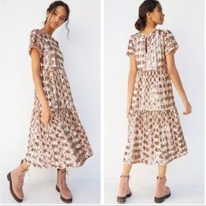 Anthropologie - Maeve Rose Gold Sequin Tiered Midi Dress with pockets